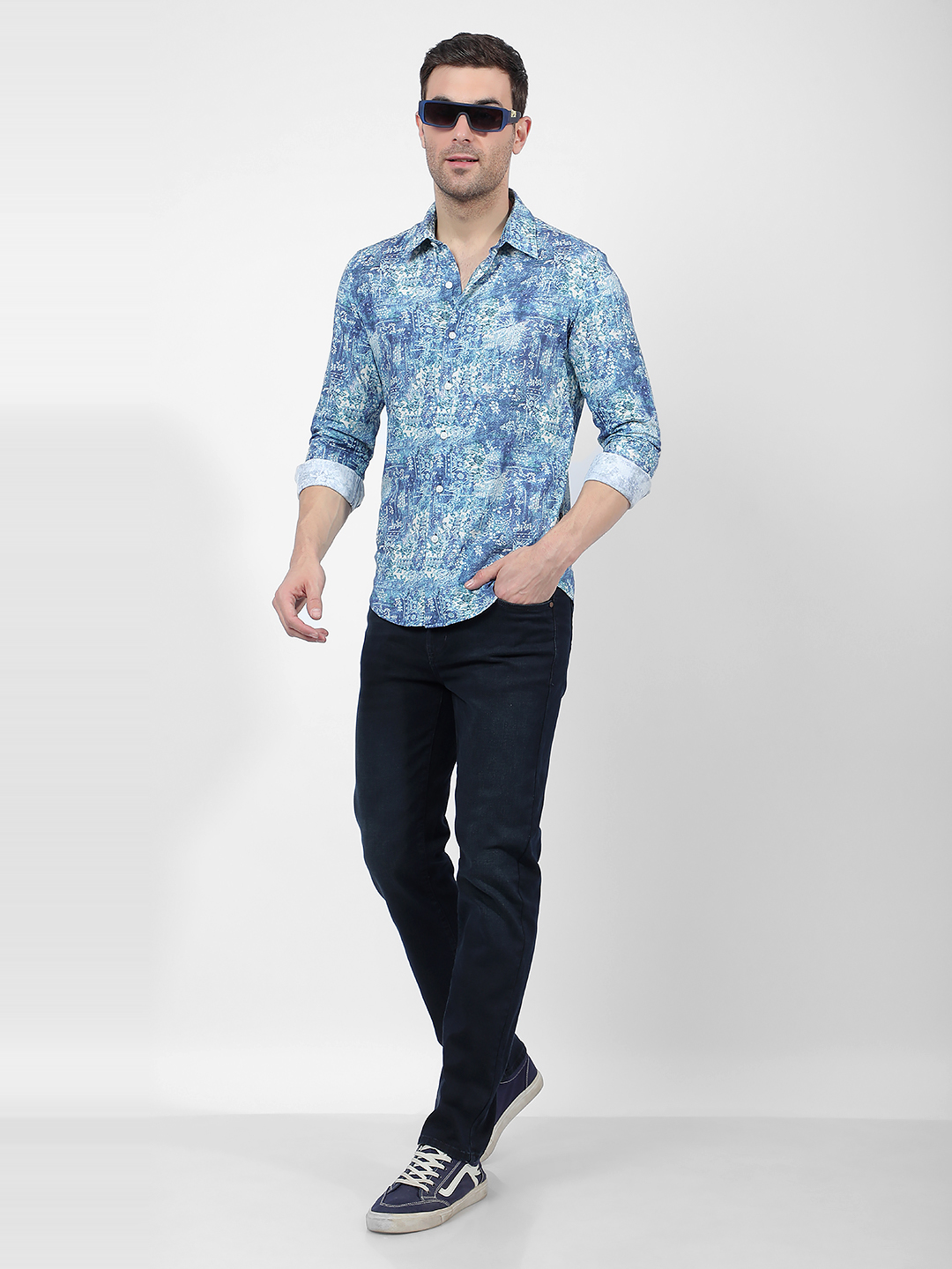 Numero Uno Men Faded Dark Blue Jeans